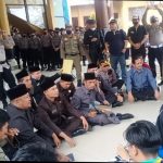 Mahasiswa PMII Geruduk Kantor DPRD