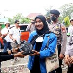Usai Aksi Damai, Polres Way Kanan Bersama Mahasiswa Gelar Bansos