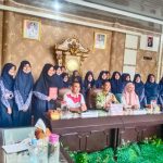 Kunjungan Siswa/Siswi SMP Negeri 01 Blambangan Umpu di Sekretariat DPRD Way Kanan 