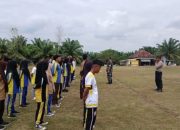 Polsek Buay Bahuga Laksanakan Pembinaan dan Latihan Paskibra di Lapangan Kantor Kecamatan