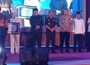 Bupati Ayu Asalasiyah menghadiri acara Pembukaan Seminar dan Worshop Teacher Summit 2025 yang digelar dalam rangka Hari Ulang Tahun PGRI ke- 80 dan Hari Guru Nasional Tahun 2025