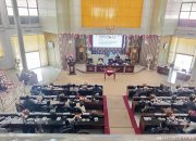 Bupati Ayu Asalasiyah menghadiri Rapat Paripurna DPRD Dalam Rangka Program Pembentukan Peraturan Daerah (Propemperda) Tahun 2026 dan Pengesahan Rancangan Peraturan Daerah (Perda) Tentang APBD Tahun 2026 Kabupaten Way Kanan, Senin (24/11/2024).